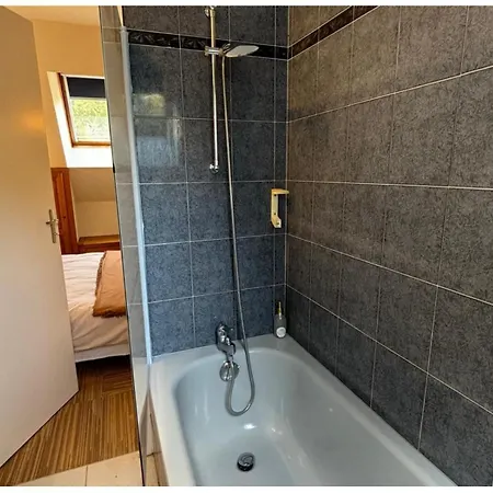 Appartement Duplex De Charme Près Du Golf, Wifi Et Parking