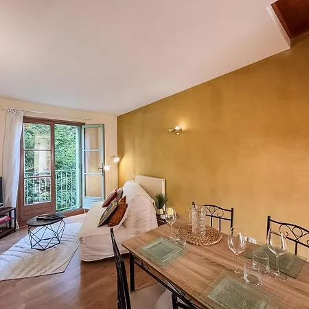 Appartement Duplex De Charme Près Du Golf, Wifi Et Parking Belleme