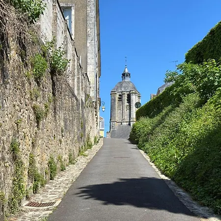 Duplex De Charme Près Du Golf, Wifi Et Parking Appartement Belleme